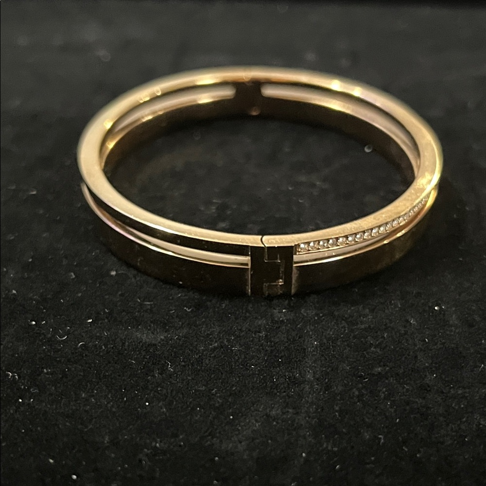 1622 Michael Kors Gold Hinge Bangle with Crystal Detailing - Picture 5 of 7